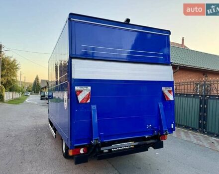 Синій Мерседес Sprinter, об'ємом двигуна 2.2 л та пробігом 283 тис. км за 31399 $, фото 4 на Automoto.ua