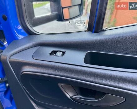 Синій Мерседес Sprinter, об'ємом двигуна 2.2 л та пробігом 283 тис. км за 31399 $, фото 31 на Automoto.ua