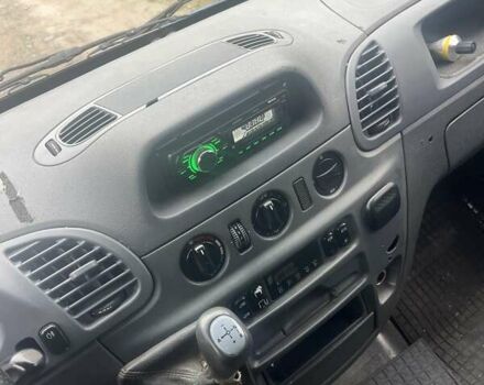 Синий Мерседес Sprinter, объемом двигателя 2.2 л и пробегом 387 тыс. км за 9000 $, фото 6 на Automoto.ua