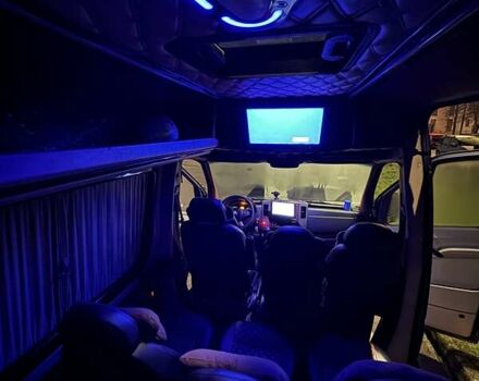 Синій Мерседес Sprinter, об'ємом двигуна 2.99 л та пробігом 470 тис. км за 17000 $, фото 5 на Automoto.ua