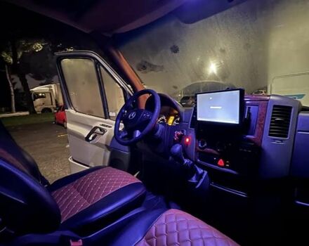 Синій Мерседес Sprinter, об'ємом двигуна 2.99 л та пробігом 470 тис. км за 17000 $, фото 7 на Automoto.ua