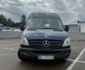Синий Мерседес Sprinter, объемом двигателя 2.2 л и пробегом 495 тыс. км за 13700 $, фото 3 на Automoto.ua