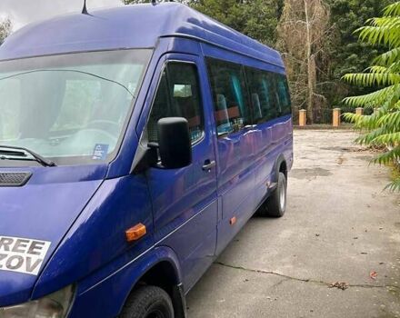 Синій Мерседес Sprinter, об'ємом двигуна 2.7 л та пробігом 590 тис. км за 13000 $, фото 4 на Automoto.ua