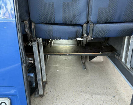 Синий Мерседес Sprinter, объемом двигателя 2.15 л и пробегом 597 тыс. км за 10300 $, фото 1 на Automoto.ua