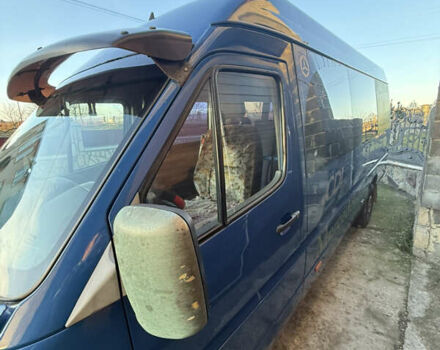 Синий Мерседес Sprinter, объемом двигателя 2.15 л и пробегом 597 тыс. км за 10300 $, фото 5 на Automoto.ua