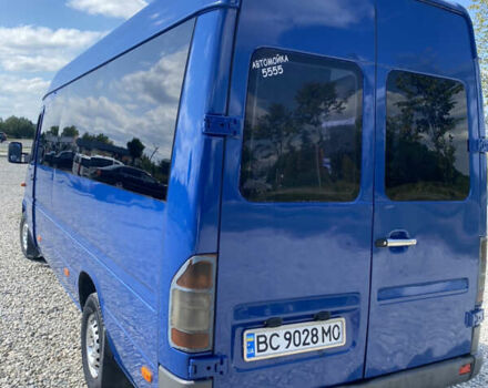 Синий Мерседес Sprinter, объемом двигателя 2.1 л и пробегом 555 тыс. км за 10400 $, фото 1 на Automoto.ua