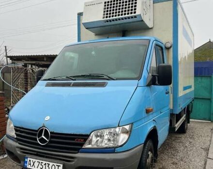 Синий Мерседес Sprinter, объемом двигателя 2.15 л и пробегом 230 тыс. км за 8499 $, фото 8 на Automoto.ua