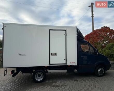 Синий Мерседес Sprinter, объемом двигателя 2.2 л и пробегом 272 тыс. км за 19200 $, фото 15 на Automoto.ua