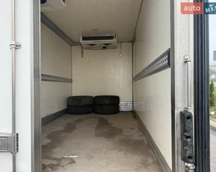 Синий Мерседес Sprinter, объемом двигателя 2.14 л и пробегом 540 тыс. км за 15000 $, фото 13 на Automoto.ua