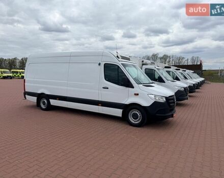 Синий Мерседес Sprinter, объемом двигателя 2.1 л и пробегом 398 тыс. км за 27700 $, фото 31 на Automoto.ua