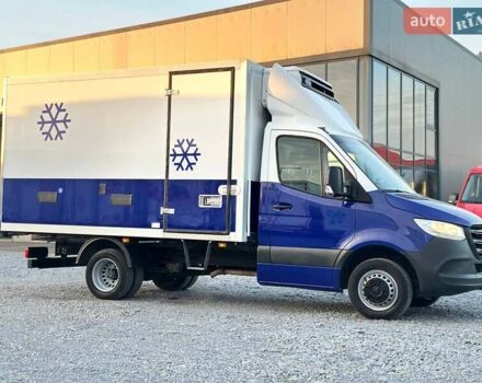 Синий Мерседес Sprinter, объемом двигателя 2.2 л и пробегом 150 тыс. км за 34800 $, фото 2 на Automoto.ua