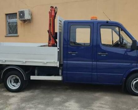 Синий Мерседес Sprinter, объемом двигателя 2.7 л и пробегом 264 тыс. км за 27600 $, фото 2 на Automoto.ua