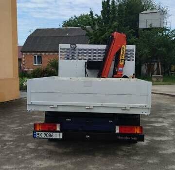 Синий Мерседес Sprinter, объемом двигателя 2.7 л и пробегом 264 тыс. км за 27200 $, фото 9 на Automoto.ua