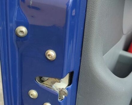 Синій Мерседес Sprinter, об'ємом двигуна 2.7 л та пробігом 264 тис. км за 25800 $, фото 30 на Automoto.ua