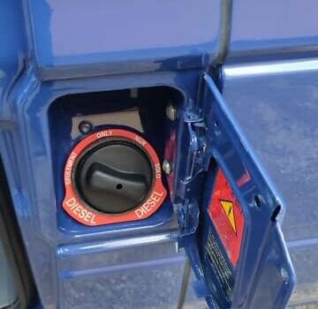 Синий Мерседес Sprinter, объемом двигателя 2.7 л и пробегом 264 тыс. км за 27200 $, фото 32 на Automoto.ua