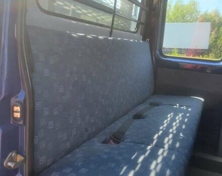 Синій Мерседес Sprinter, об'ємом двигуна 2.7 л та пробігом 264 тис. км за 27500 $, фото 32 на Automoto.ua