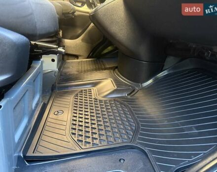 Синий Мерседес Sprinter, объемом двигателя 2.2 л и пробегом 274 тыс. км за 21950 $, фото 70 на Automoto.ua