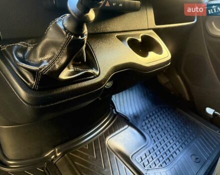 Синий Мерседес Sprinter, объемом двигателя 2.2 л и пробегом 274 тыс. км за 21950 $, фото 62 на Automoto.ua