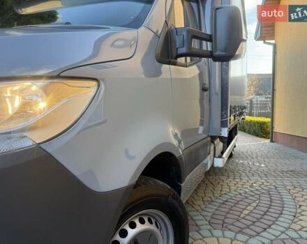 Синий Мерседес Sprinter, объемом двигателя 2.2 л и пробегом 274 тыс. км за 21950 $, фото 9 на Automoto.ua