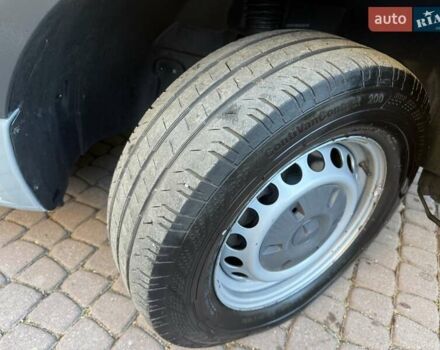 Синий Мерседес Sprinter, объемом двигателя 2.2 л и пробегом 274 тыс. км за 21950 $, фото 27 на Automoto.ua