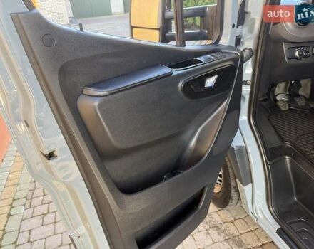 Синий Мерседес Sprinter, объемом двигателя 2.2 л и пробегом 274 тыс. км за 21950 $, фото 46 на Automoto.ua