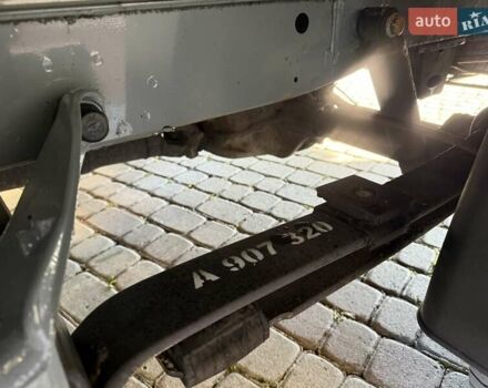 Синий Мерседес Sprinter, объемом двигателя 2.2 л и пробегом 274 тыс. км за 21950 $, фото 17 на Automoto.ua