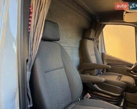 Синий Мерседес Sprinter, объемом двигателя 2.2 л и пробегом 274 тыс. км за 21950 $, фото 69 на Automoto.ua