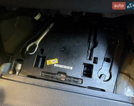 Синий Мерседес Sprinter, объемом двигателя 2.2 л и пробегом 274 тыс. км за 21950 $, фото 94 на Automoto.ua