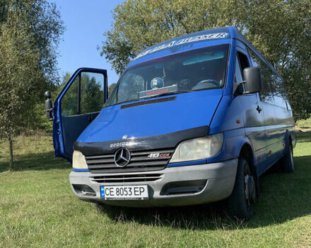 Синий Мерседес Sprinter, объемом двигателя 2.15 л и пробегом 690 тыс. км за 12300 $, фото 3 на Automoto.ua