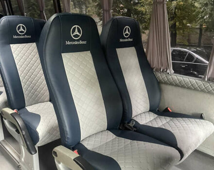 Синий Мерседес Sprinter, объемом двигателя 2.69 л и пробегом 560 тыс. км за 35000 $, фото 11 на Automoto.ua