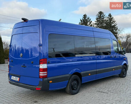 Синій Мерседес Sprinter, об'ємом двигуна 2.14 л та пробігом 261 тис. км за 25800 $, фото 3 на Automoto.ua