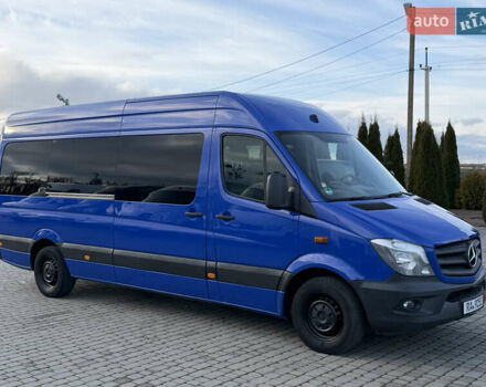 Синій Мерседес Sprinter, об'ємом двигуна 2.14 л та пробігом 261 тис. км за 25800 $, фото 2 на Automoto.ua
