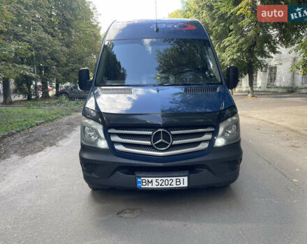 Синий Мерседес Sprinter, объемом двигателя 2.2 л и пробегом 500 тыс. км за 38900 $, фото 2 на Automoto.ua