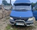 Синий Мерседес Sprinter, объемом двигателя 2.7 л и пробегом 700 тыс. км за 12000 $, фото 2 на Automoto.ua