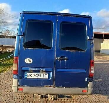 Синій Мерседес Sprinter, об'ємом двигуна 2.2 л та пробігом 500 тис. км за 5900 $, фото 6 на Automoto.ua