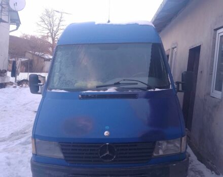 Синій Мерседес Sprinter, об'ємом двигуна 0.29 л та пробігом 400 тис. км за 3100 $, фото 1 на Automoto.ua