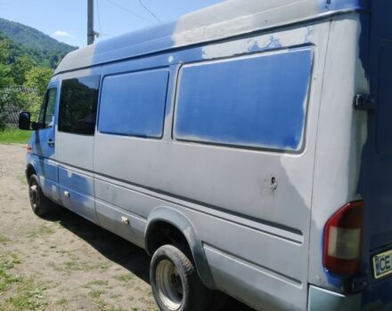 Синий Мерседес Sprinter, объемом двигателя 0 л и пробегом 450 тыс. км за 6450 $, фото 4 на Automoto.ua