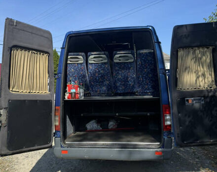 Синій Мерседес Sprinter, об'ємом двигуна 2.69 л та пробігом 500 тис. км за 9000 $, фото 11 на Automoto.ua