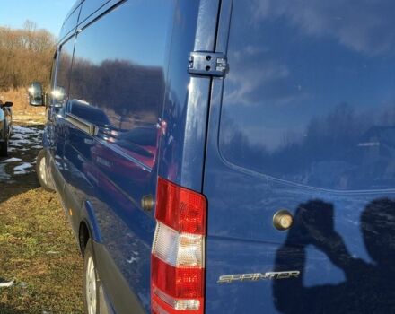 Синий Мерседес Sprinter, объемом двигателя 2.1 л и пробегом 290 тыс. км за 17800 $, фото 5 на Automoto.ua