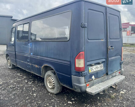 Синий Мерседес Sprinter, объемом двигателя 2.4 л и пробегом 500 тыс. км за 1000 $, фото 3 на Automoto.ua