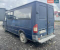 Синий Мерседес Sprinter, объемом двигателя 2.4 л и пробегом 500 тыс. км за 1000 $, фото 3 на Automoto.ua