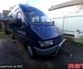 Синий Мерседес Sprinter, объемом двигателя 2.3 л и пробегом 540 тыс. км за 5500 $, фото 3 на Automoto.ua