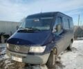 Синий Мерседес Sprinter, объемом двигателя 2.3 л и пробегом 360 тыс. км за 6500 $, фото 1 на Automoto.ua