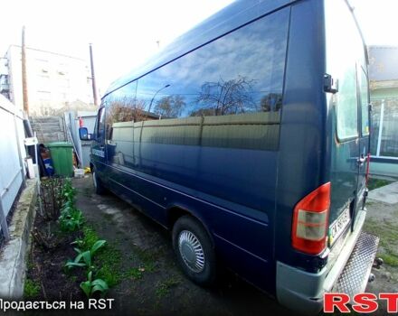 Синий Мерседес Sprinter, объемом двигателя 2.3 л и пробегом 540 тыс. км за 5500 $, фото 2 на Automoto.ua