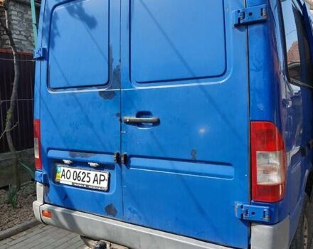Синий Мерседес Sprinter, объемом двигателя 2.9 л и пробегом 658 тыс. км за 7000 $, фото 4 на Automoto.ua