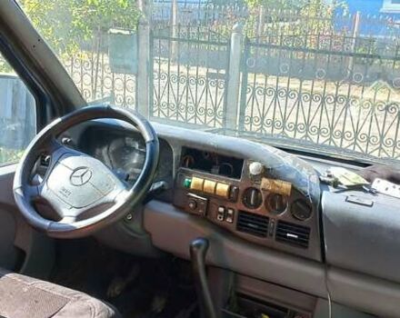 Синий Мерседес Sprinter, объемом двигателя 0 л и пробегом 345 тыс. км за 6900 $, фото 4 на Automoto.ua