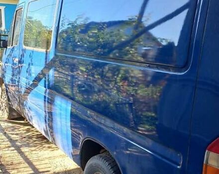 Синий Мерседес Sprinter, объемом двигателя 0 л и пробегом 345 тыс. км за 6900 $, фото 6 на Automoto.ua