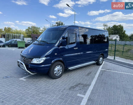 Синий Мерседес Sprinter, объемом двигателя 2.7 л и пробегом 405 тыс. км за 13000 $, фото 2 на Automoto.ua