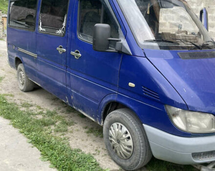 Синий Мерседес Sprinter, объемом двигателя 2.1 л и пробегом 650 тыс. км за 6500 $, фото 4 на Automoto.ua