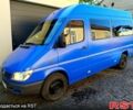 Синий Мерседес Sprinter, объемом двигателя 2.7 л и пробегом 421 тыс. км за 8500 $, фото 3 на Automoto.ua